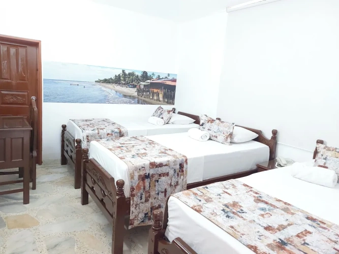 Standard Triple room