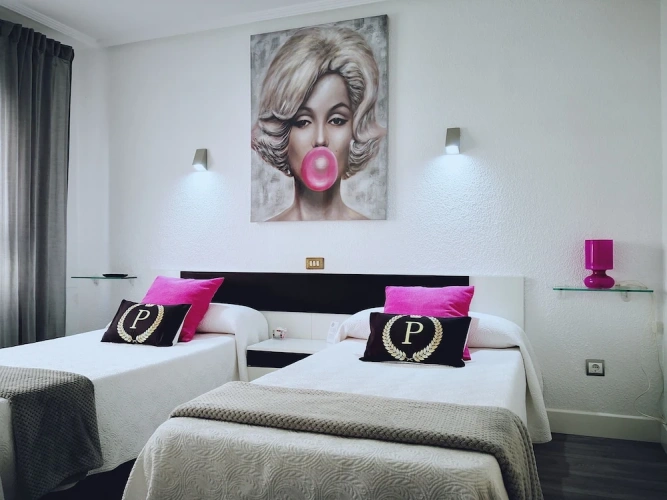 Standard Twin room