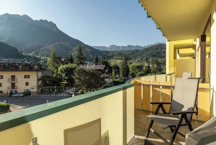 Deluxe Double room with balcony and with mountain view