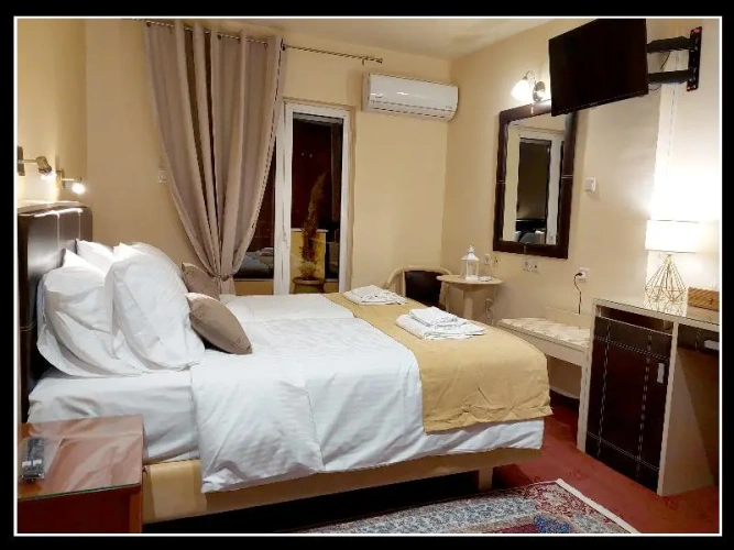 Standard Triple room with balcony