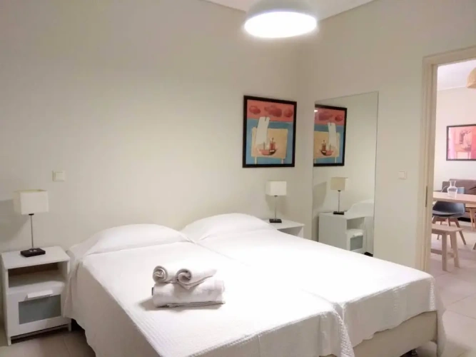 2 Bedrooms Apartment