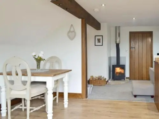 Field Farm Apartment