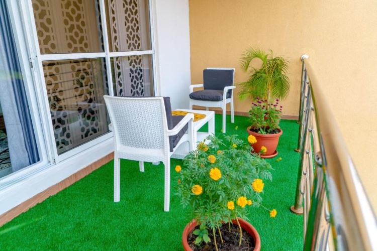 3 Bedrooms Apartment