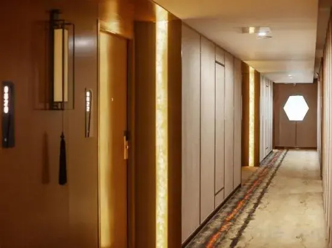 Kyriad Marvelous Hotel