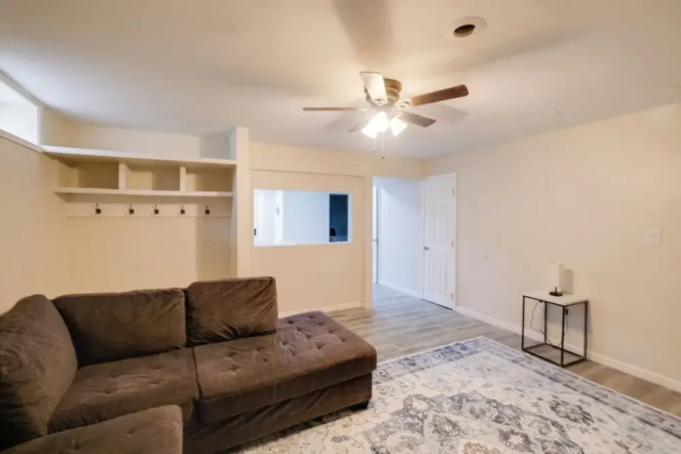 2 Mi to Umd: Apt w/ Free Parking in Silver Spring!