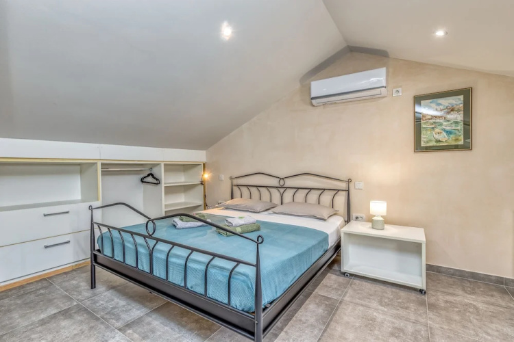 Beach Apartment Kostrena 2