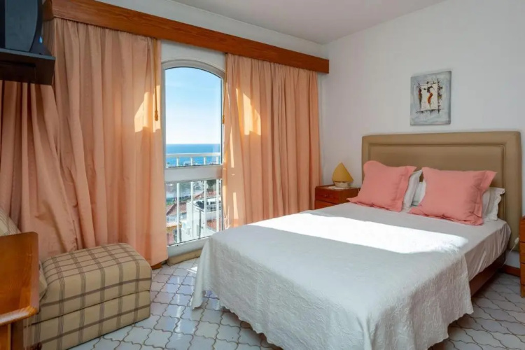 Typical T2 in Albufeira w/ Balcony by LovelyStay