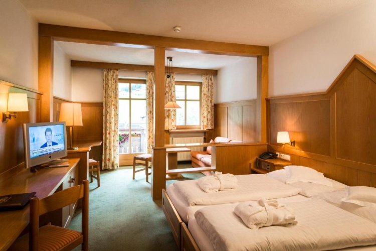 Standard Double room with balcony