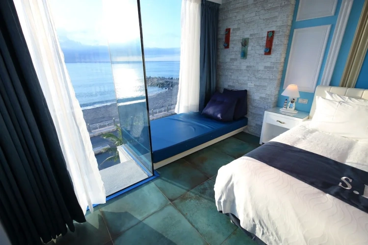 Premium Double room with balcony and with sea view