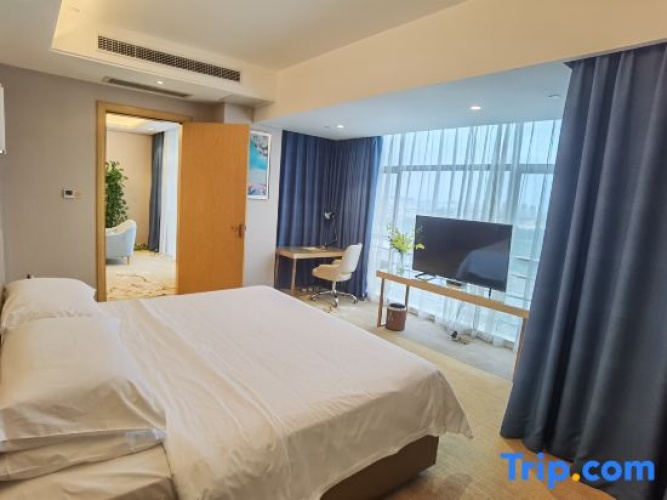 Deluxe Double Suite