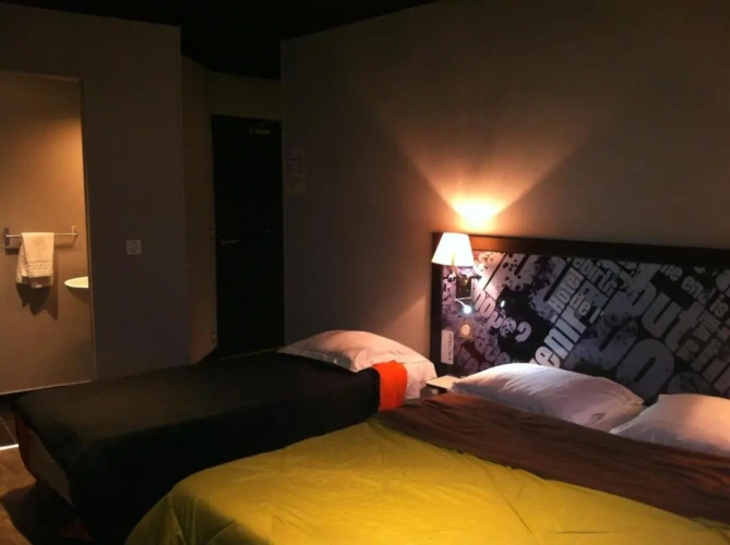 Triple room