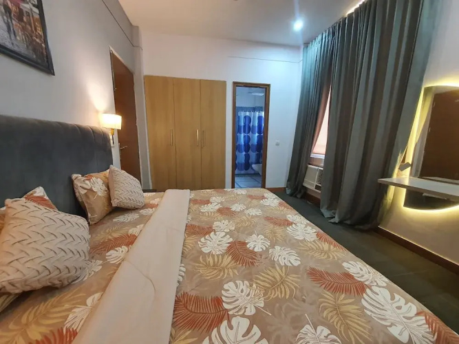 Mallenzo suites