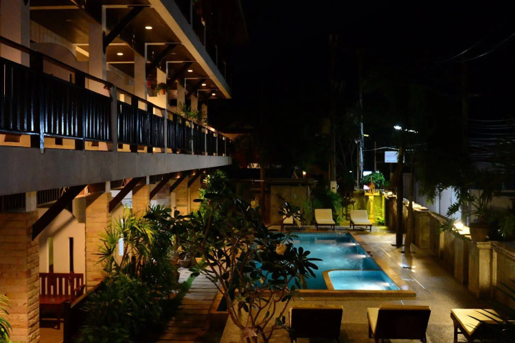 Vanda House Resort