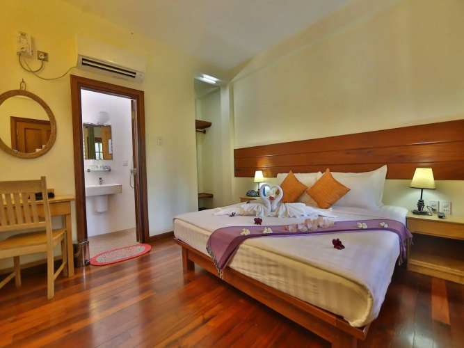 Rivertop Lodge