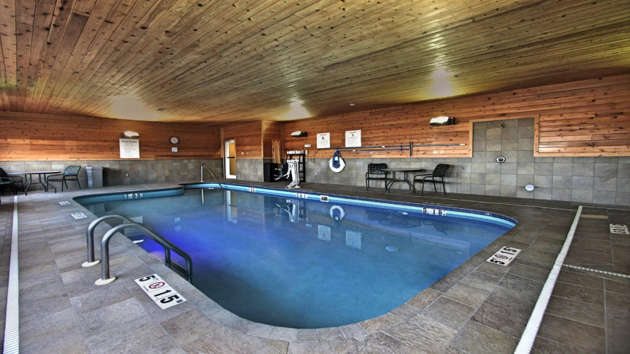 Holiday Inn Express Hotel & Suites Defiance by IHG