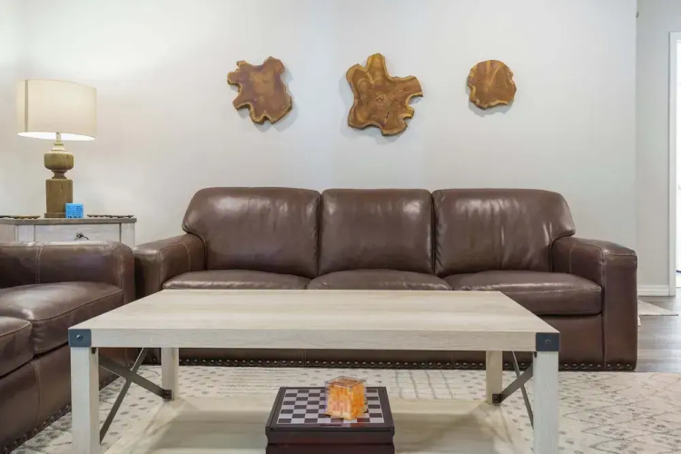 Hillside Lodge - Enjoy Music Venues & the Open Air