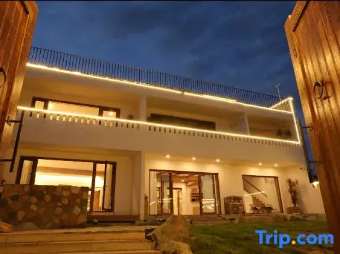 Guanbai Guesthouse