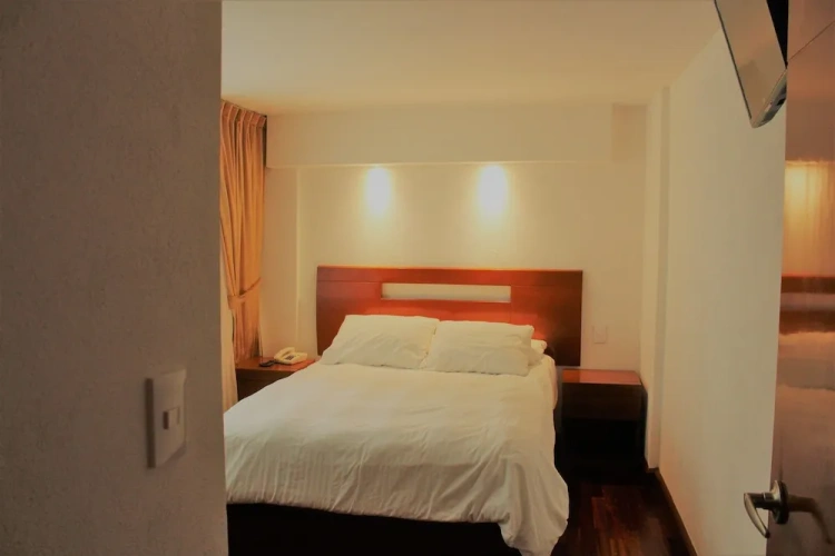 Quadruple Suite
