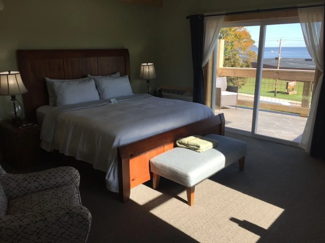 Standard Double room with balcony and with bay view