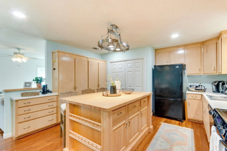 2 Bedrooms Cottage