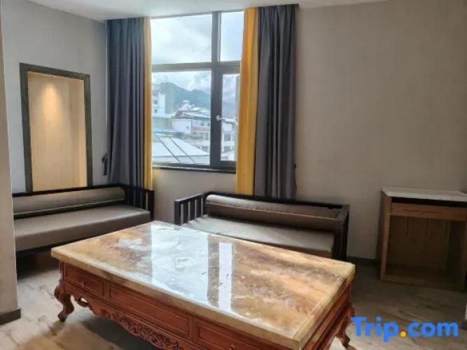 Triple Family Suite