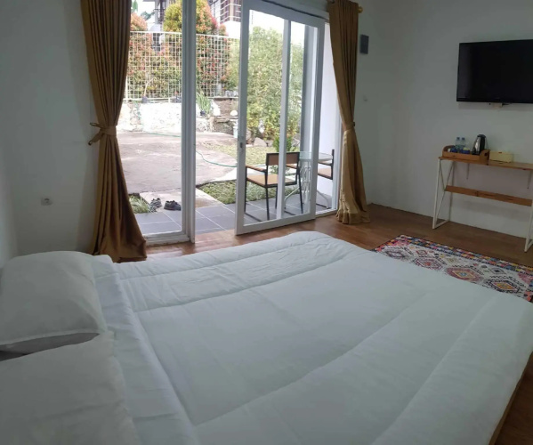 Hotel Kupu Kupu Lembang