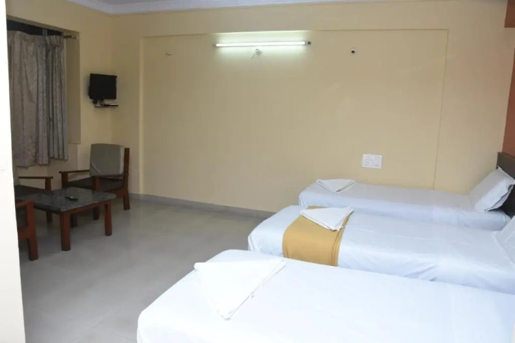 Deluxe Triple room