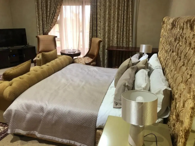 Equestrian Royal Boutique Hotel & Spa
