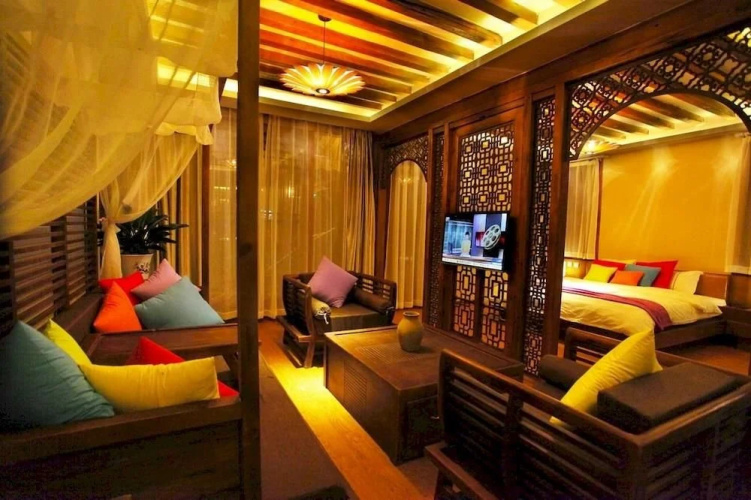 Lijiang Yanlan Cuishe Boutique Inn