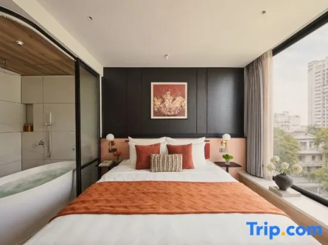 1 Bedroom Suite