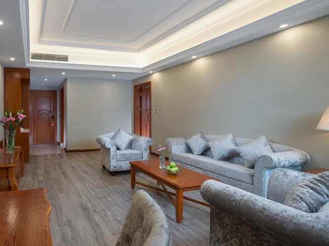 Deluxe Double Suite