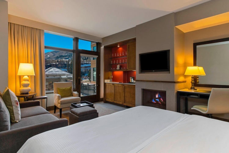 Standard Double Suite