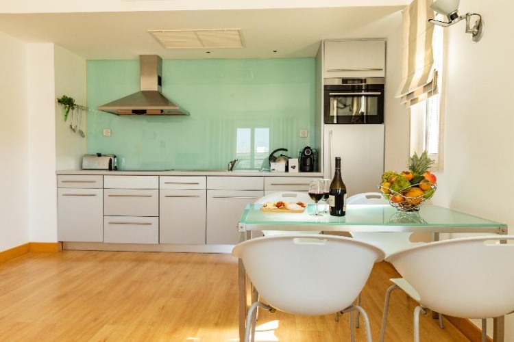 1 Bedroom Apartment with balcony and with pool view