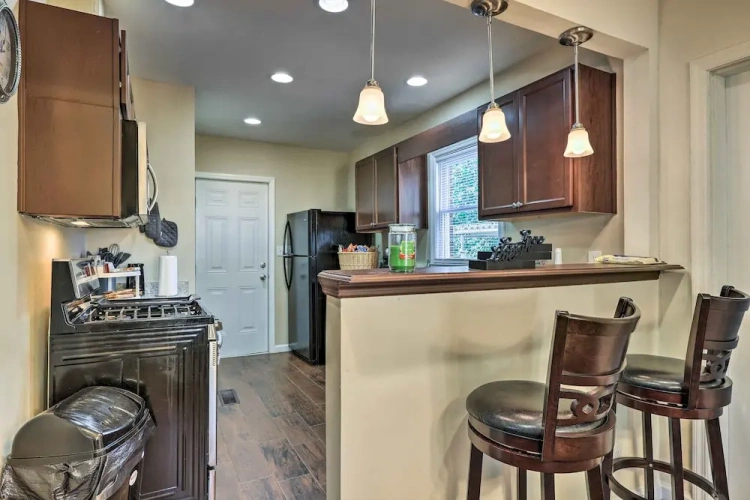 3 Bedrooms Cottage