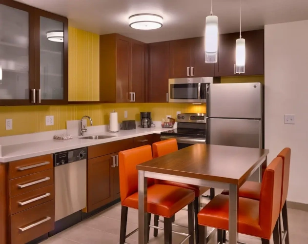 1 Bedroom Suite
