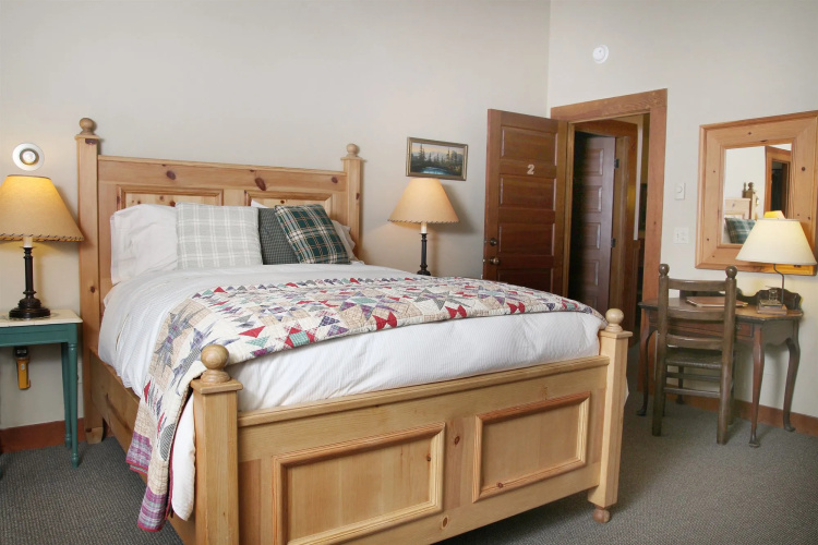 Weasku Inn