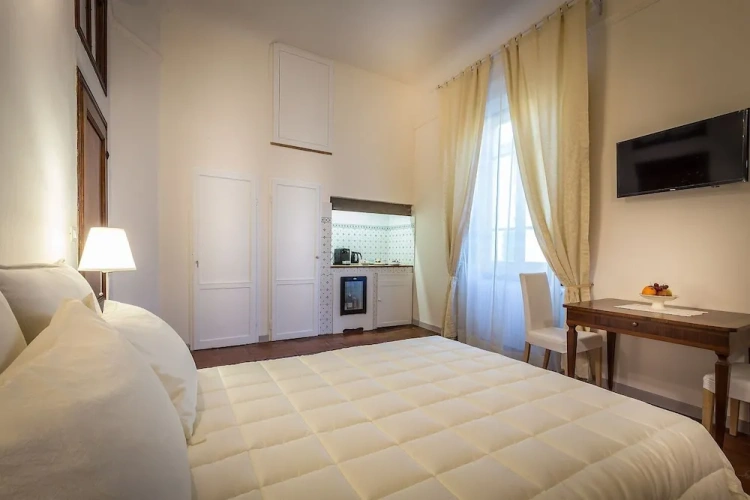 Economy room