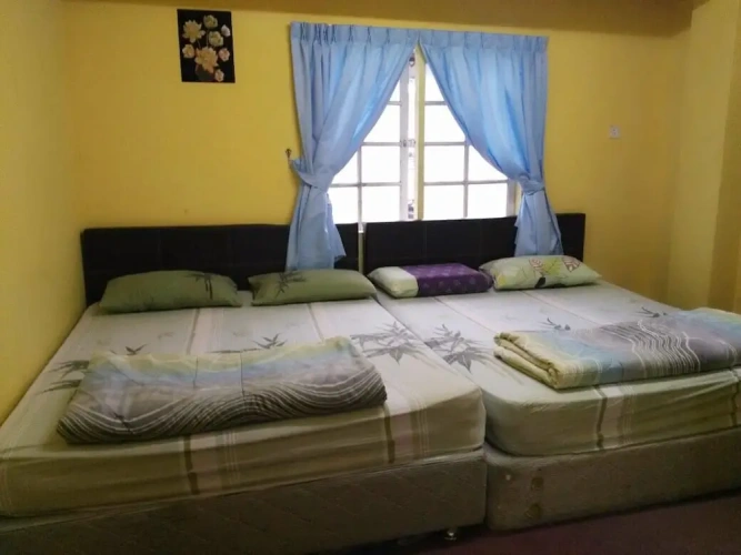 3 Bedrooms Apartment