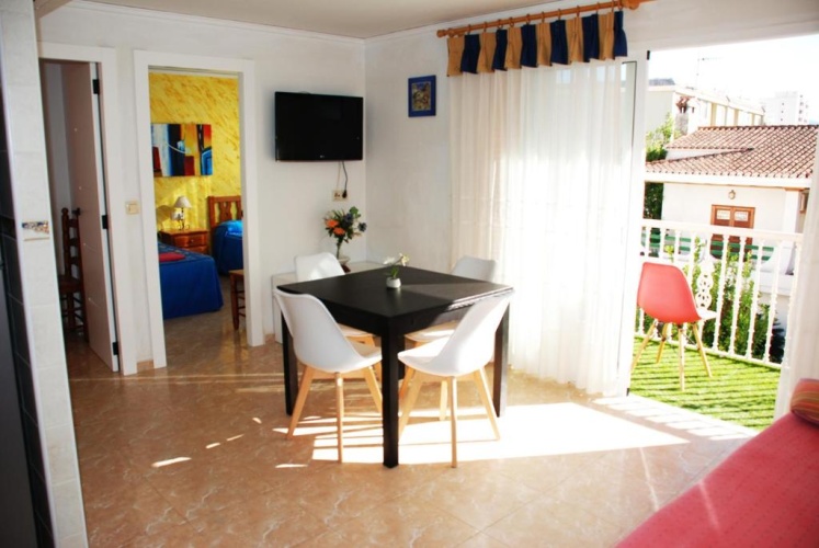 2 Bedrooms Apartment with balcony