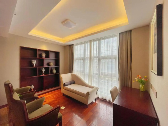 Royal Regent Hotel