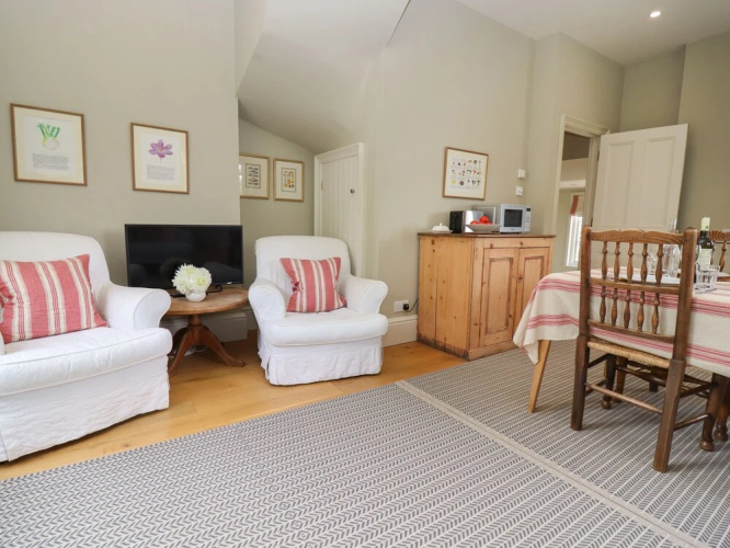 Hattons Lodge