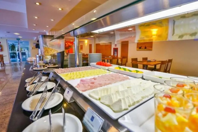 Best Western Dubai Macae