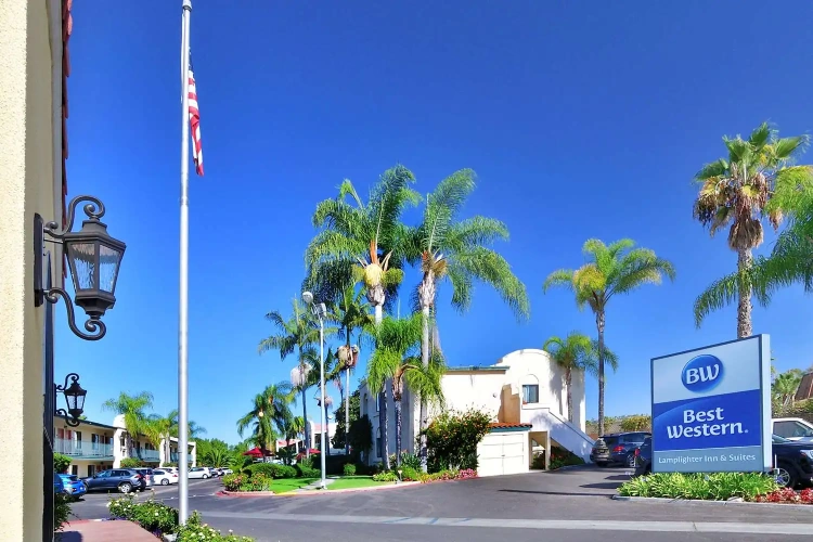 Lamplighter Inn & Suites at SDSU