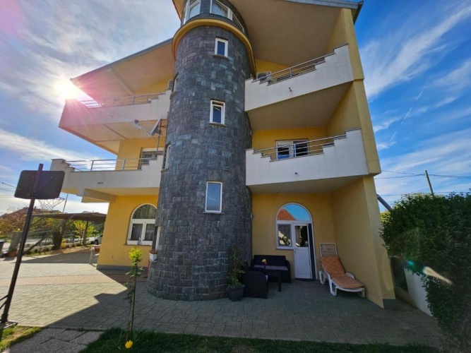 Studio with balcony and with sea view