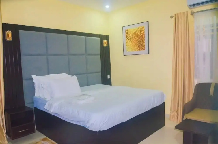 Kelvic Systems Apartments