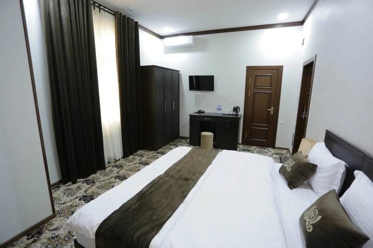Standard Double room with courtyard view