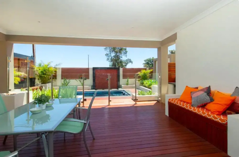 Adelphi Waterfront 2 Bedroom Ground Floor Home