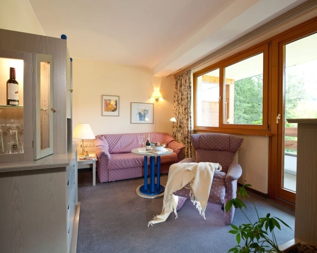 Suite with balcony and with mountain view