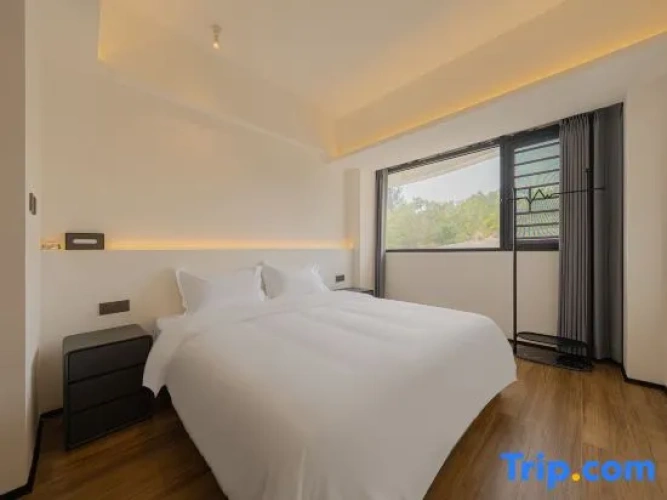 Deluxe Duplex Suite with balcony and with sea view