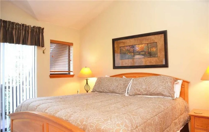 Village Point 202